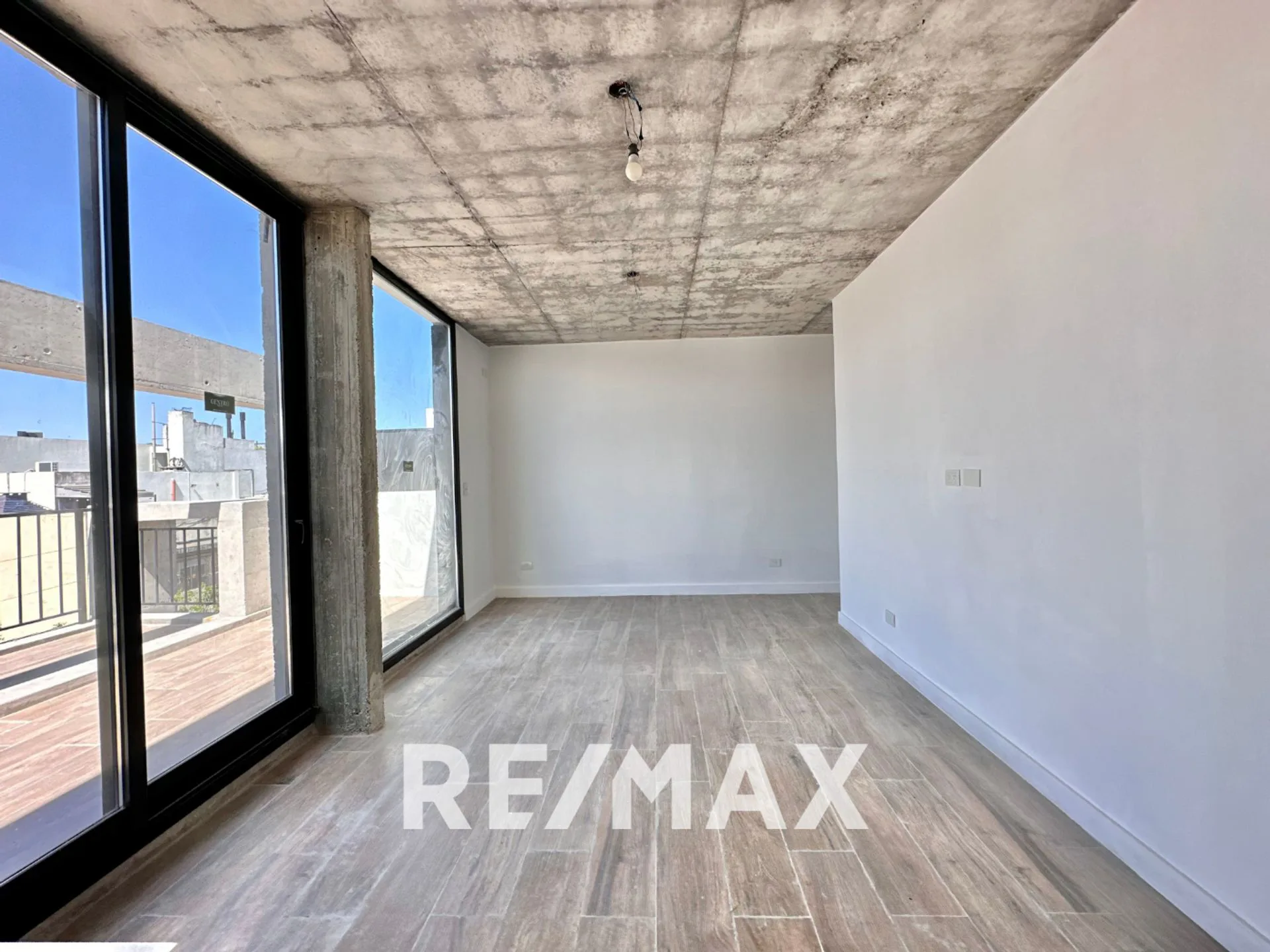 VENTA OFICINA MONOAMB. VILLA URQUIZA APTO CREDITO foto 4
