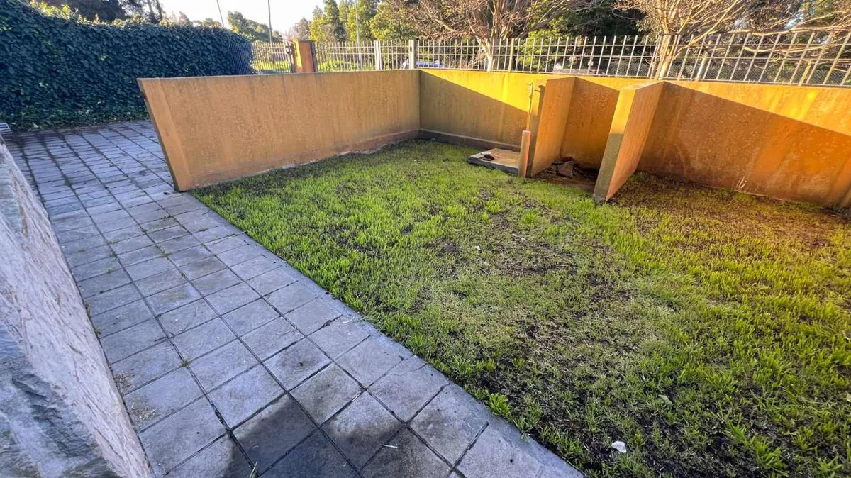VENTA CASA 4 AMB 2 PLANTAS HIDROMASAJE GRAN PARQUE foto 5