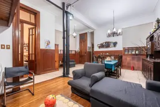 Alquiler de Departamento Tipo PH 4 Ambientes con Balcón en Balvanera foto 1