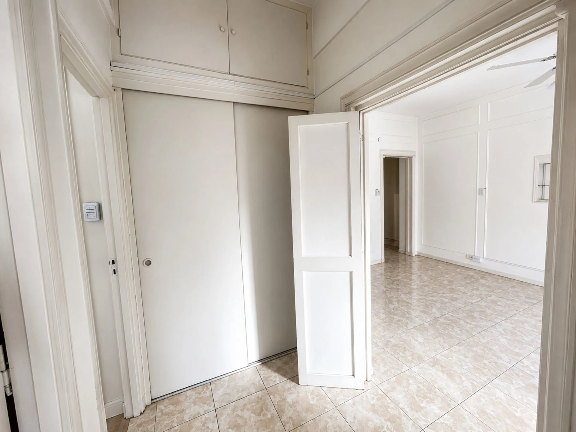 VENTA DEPTO 3 AMBIENTES + DEPENDENCIA | CABALLITO foto 4
