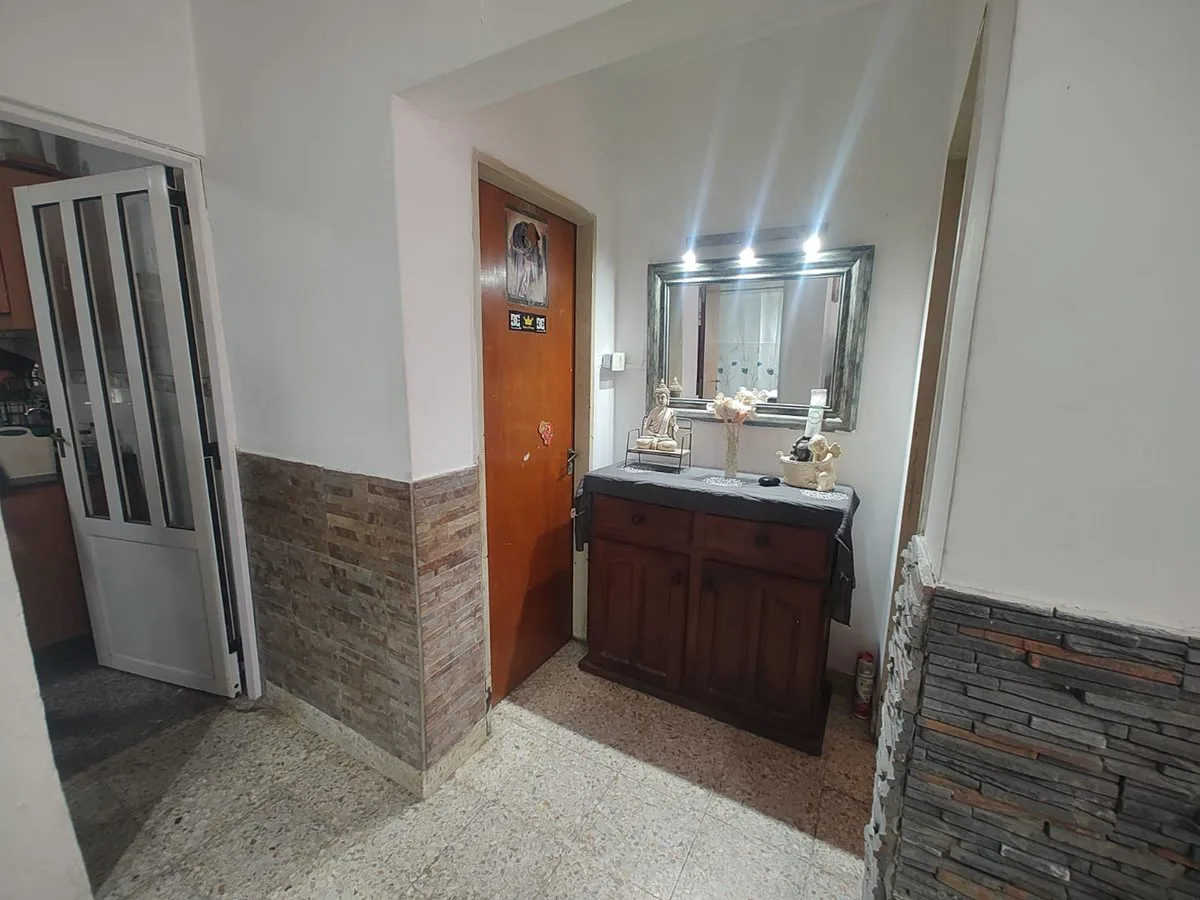 CASA 3 DORMITORIOS EN VENTA BERISSO QUINCHO PILETA foto 3