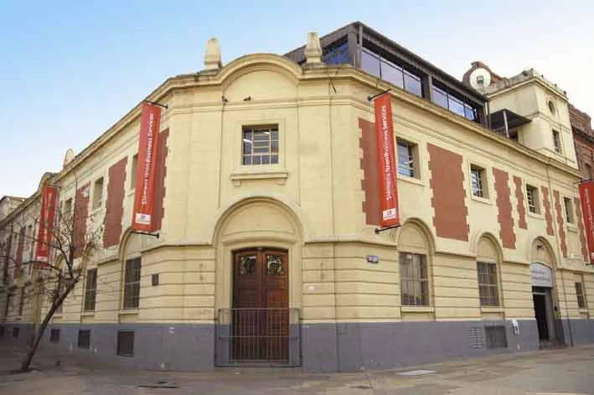 Balcarce 683