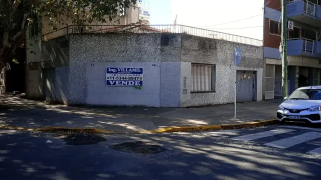 # MIRA ESTO # ZONA PREMIUM # TIPO CASA # 4 AMB # GARAGE # PATIO # TERRAZA