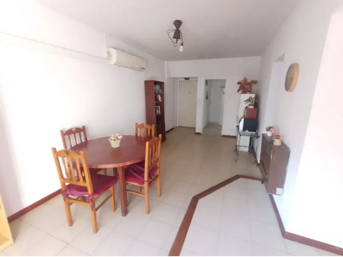 VENTA 3 AMBIENTES C/DEPEND. CABALLITO APTO CREDITO foto 2