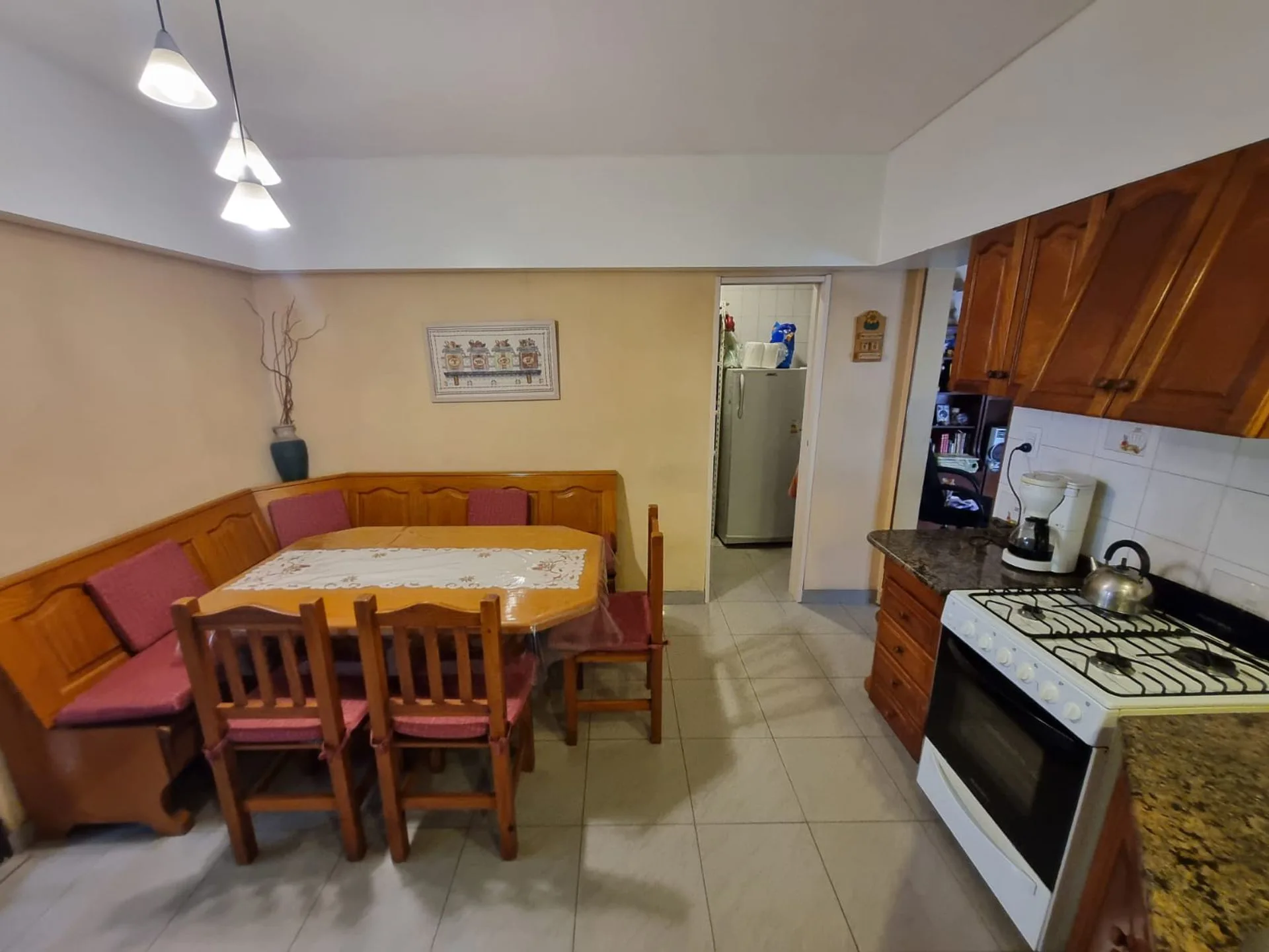 VENTA CASA 4 AMB CON QUINCHO Y PATIO foto 3