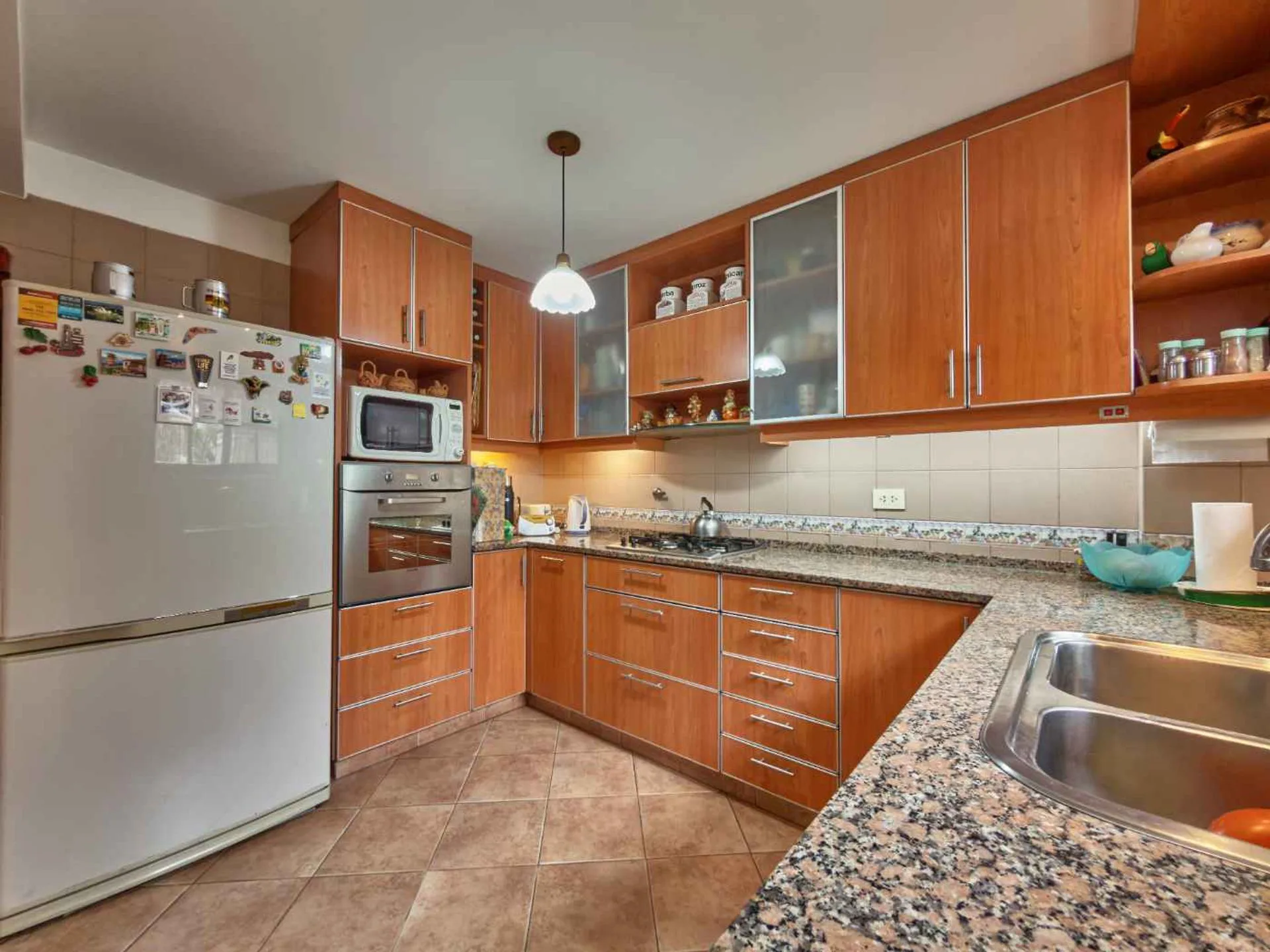 Venta triplex 6 amb, jardin y coch, Villa Urquiza foto 5