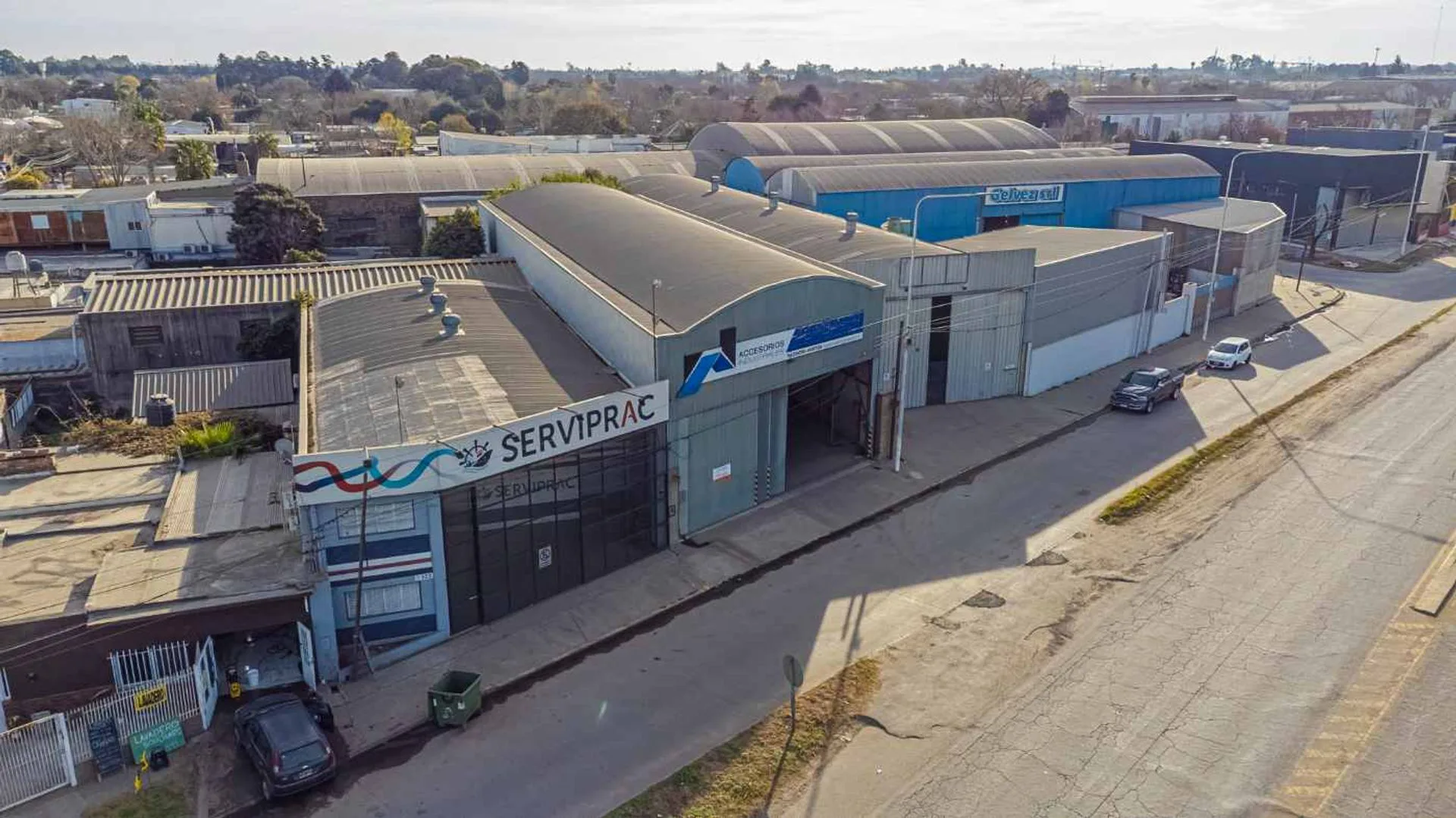 Venta Galpón Industrial sobre Ruta 11 San Lorenzo foto 2