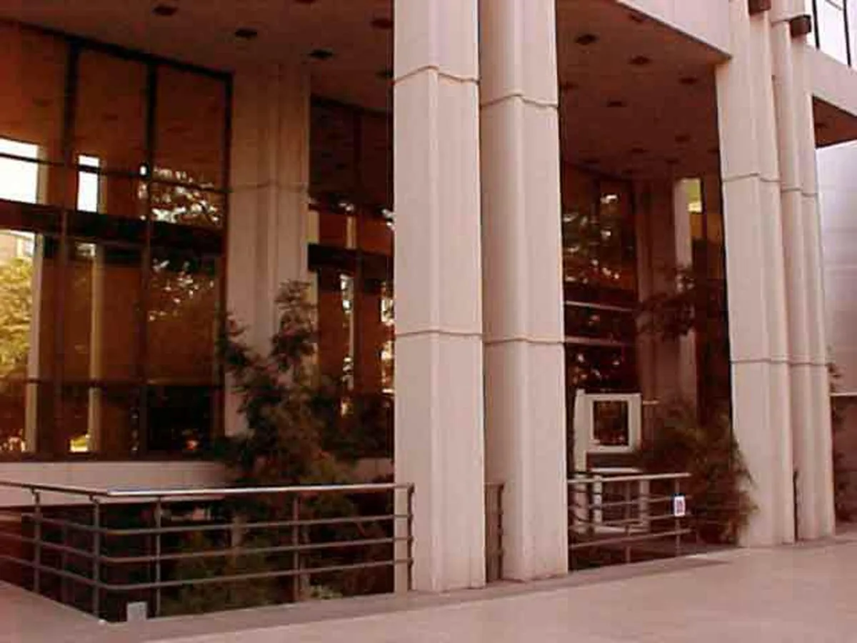 Pellegrini Carlos 1023 1º