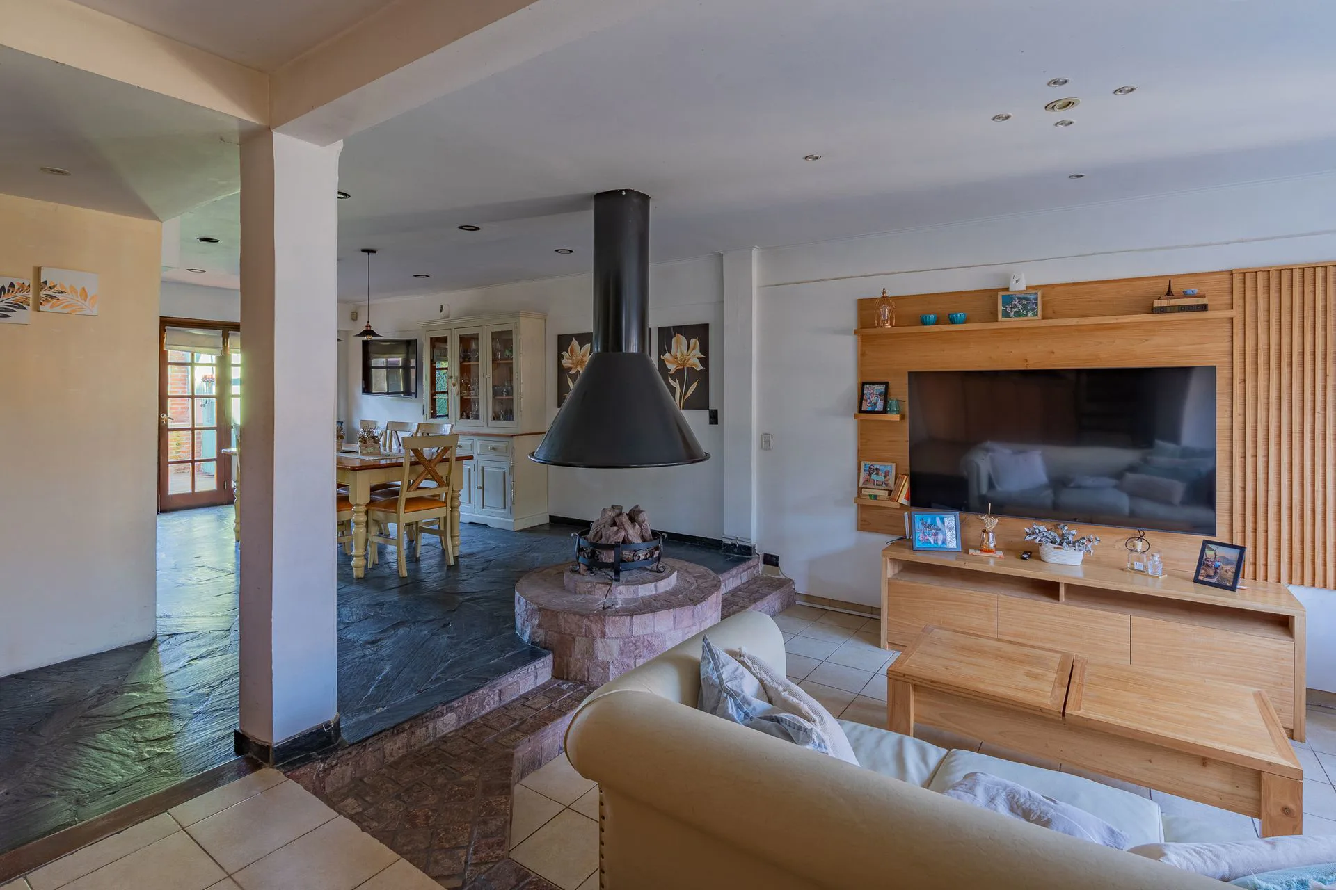 VENTA Casa 4amb c/Garage Doble y Parque | Colinas foto 3