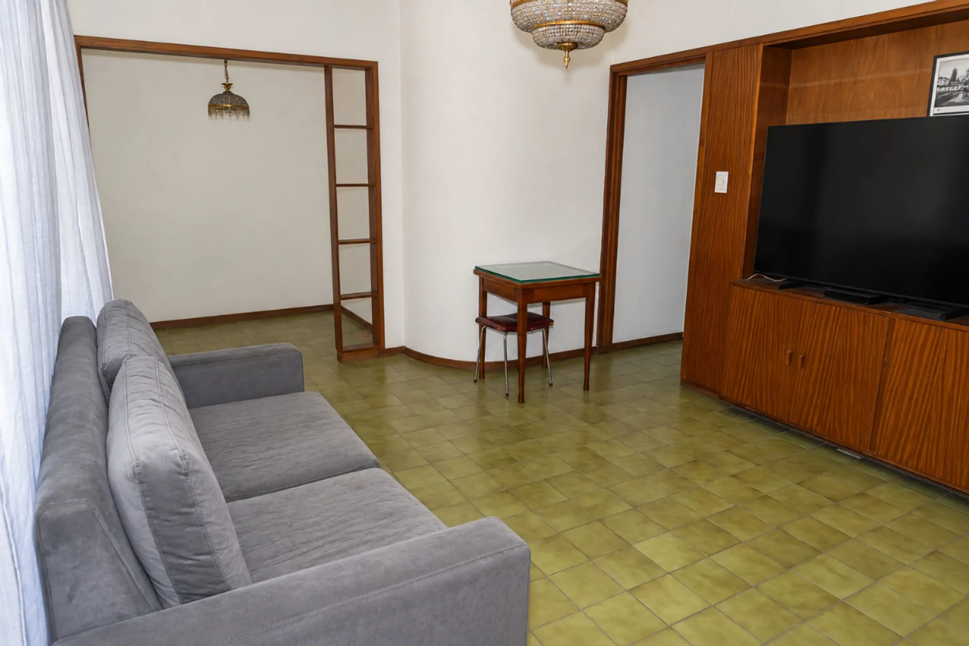 Casa 5 ambientes venta en Adrogué con departamento foto 5