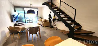 3 DORMITORIOS, GALERIA y JARDIN. foto 1