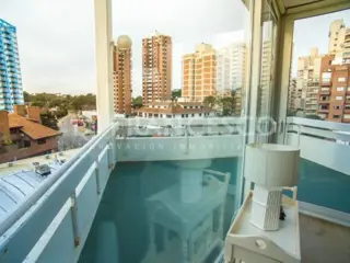 Hermoso departamento. 2 plantas. 2 dormitorios. Pleno centro con cochera. foto 3