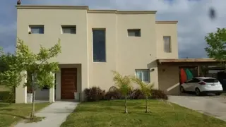 ESPECTACULAR casa de 4 ambientes- TIGRE foto 1