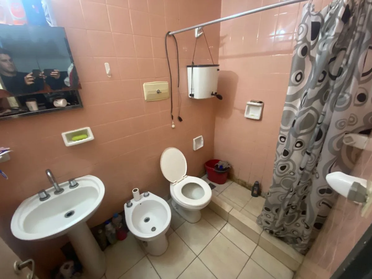 VENDO DEPTO 1 DORMITORIO ARROYITO IDEAL INVERSION foto 3