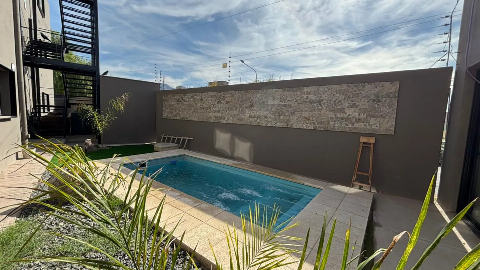 ALQUILER DEPARTAMENTO CON SUM Y PISCINA (1 HAB) foto 2