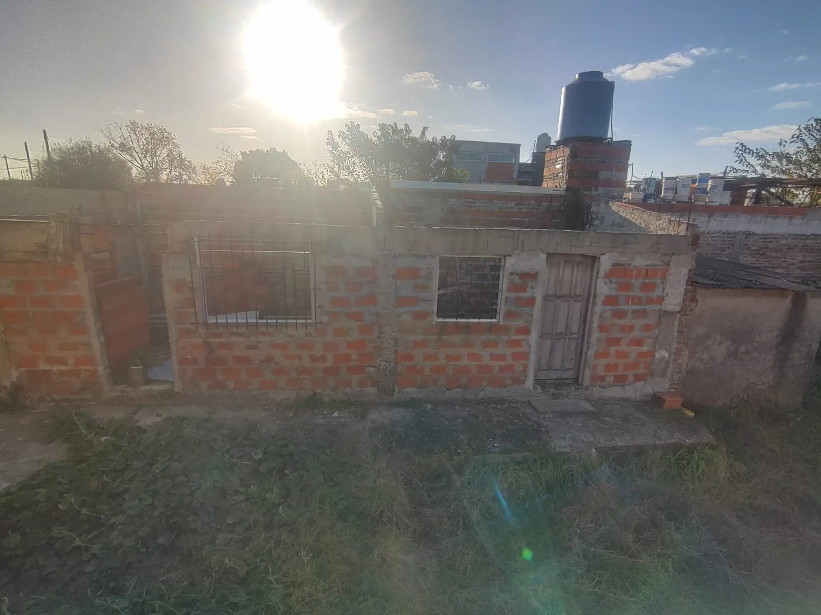 Casa en venta en calle 882 Ezpeleta Quilmes 297 m2, 3 ambientes. foto 5