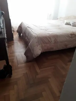 EXCELENTE CASA CON LOCAL EN BARRIO RESIDENCIAL foto 3