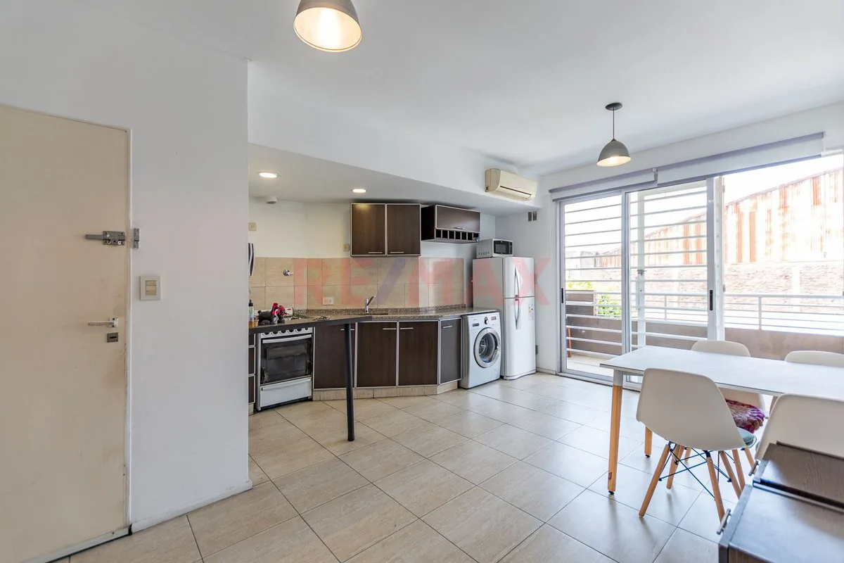 VENTA DPTO DE 2 AMBIENTES EN LANUS!! foto 3