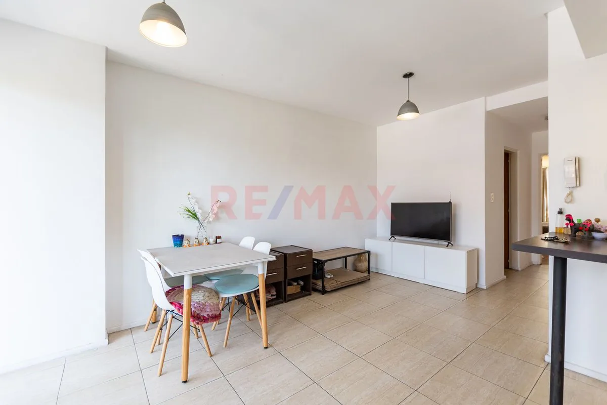 VENTA DPTO DE 2 AMBIENTES EN LANUS!! foto 5