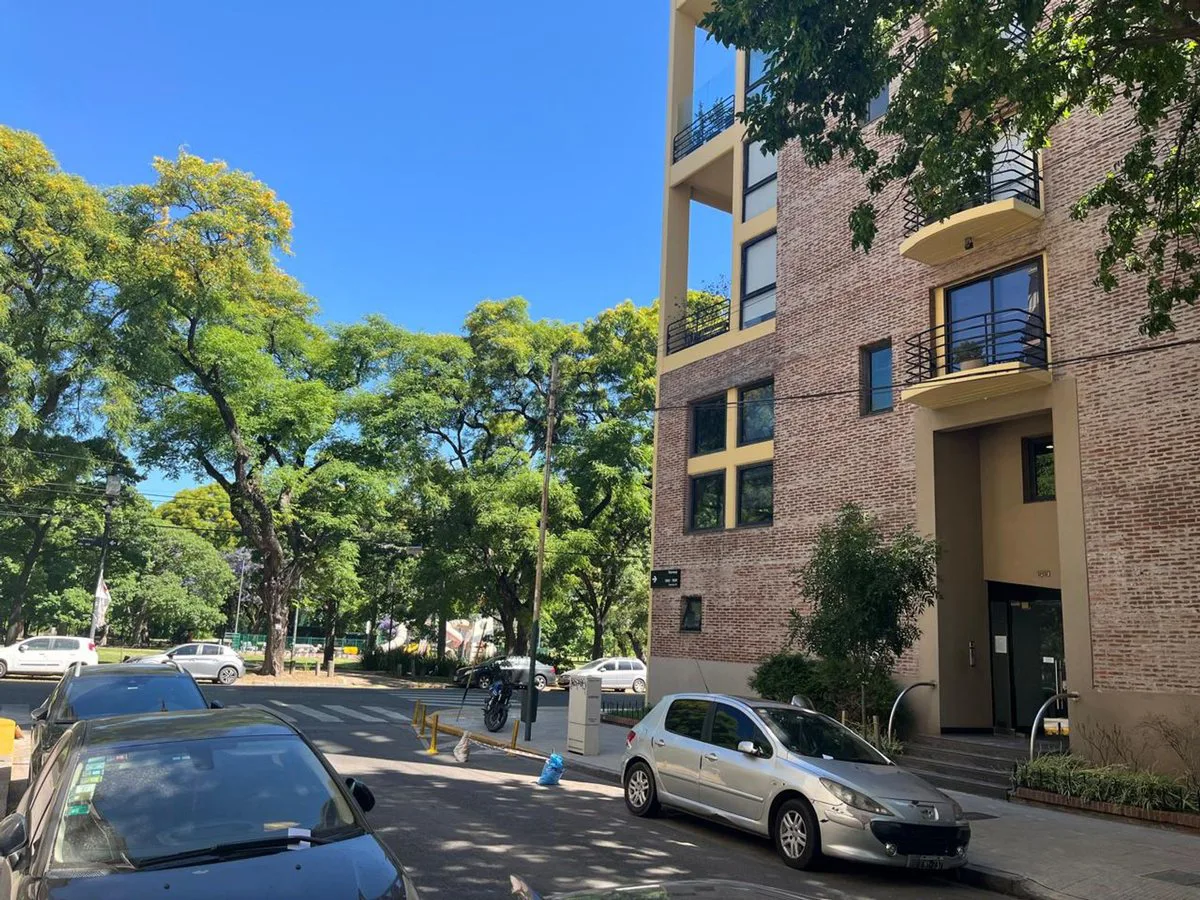VENTA DUPLEX ÚNICO EN BAJO BELGRANO 4 AMB + FAMILY foto 3