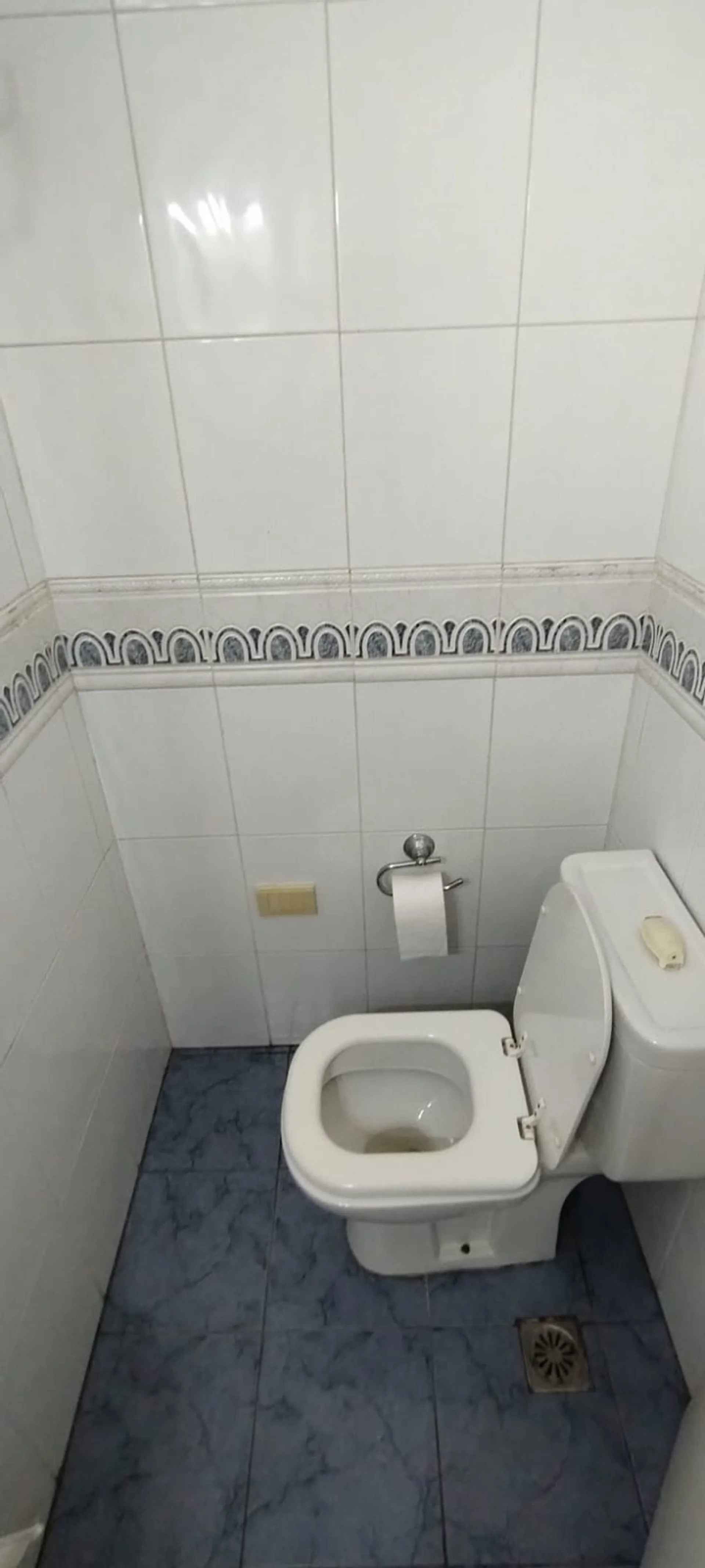 VENTA CASA 4 AMB. CON COCHERA - MONTE CASTRO foto 5