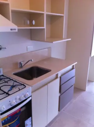 DEPTO 2 AMBIENTES CON BALCON SAN FERNANDO . BELGRANO 547 foto 3