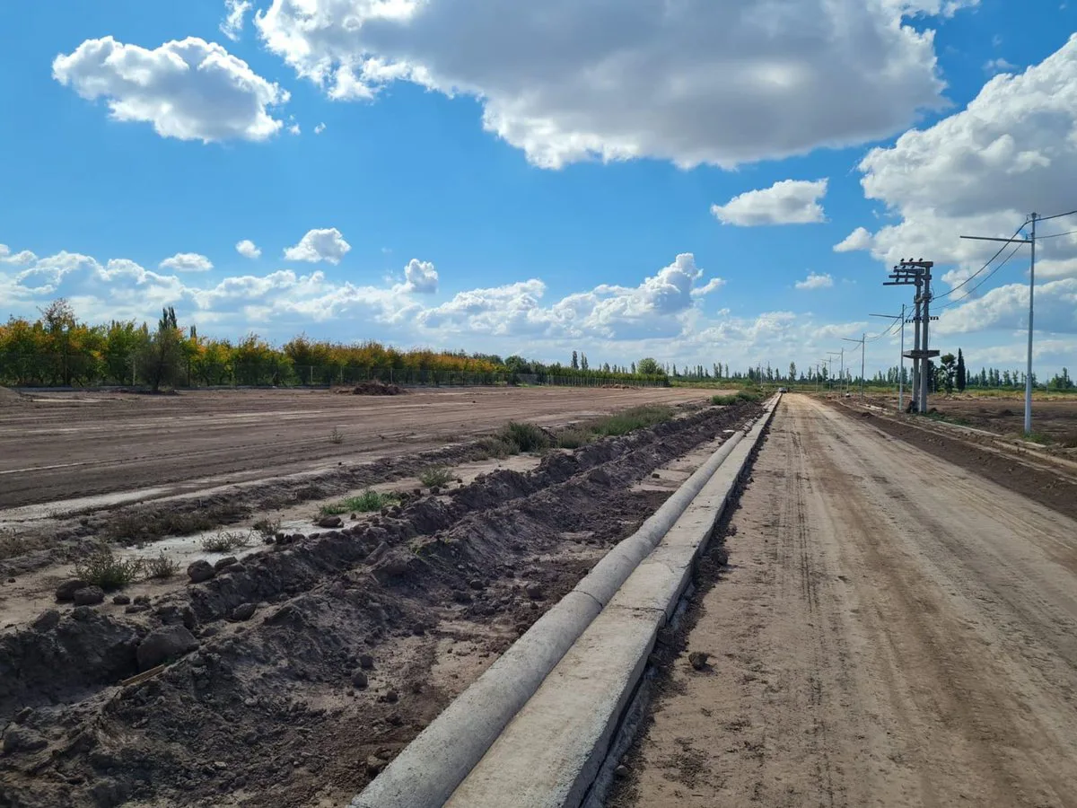 LOTE DE 500 M² EN VENTA EN CRUZ DE PIEDRA, MAIPU foto 4