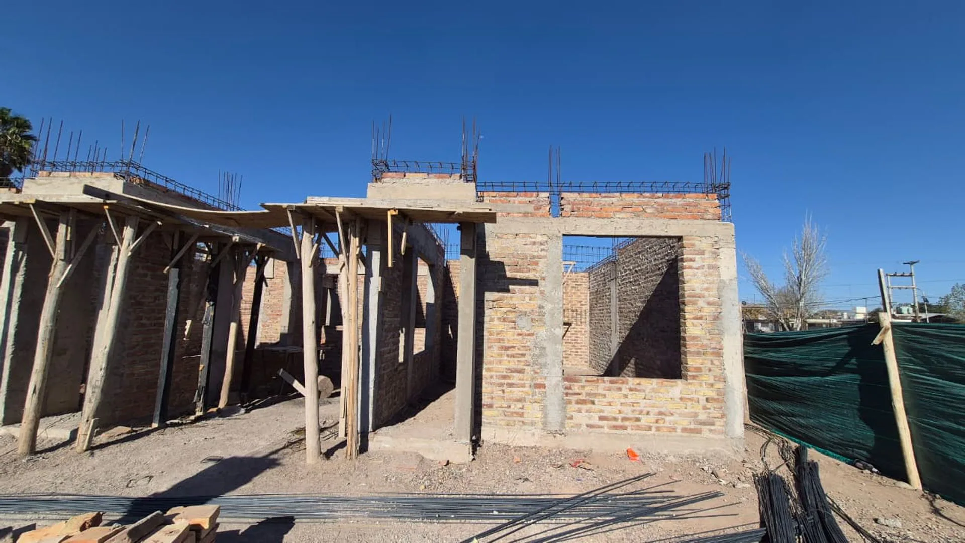 CASA DE 3 HABITACIONES EN POZO EN BARRIO PRIVADO foto 5