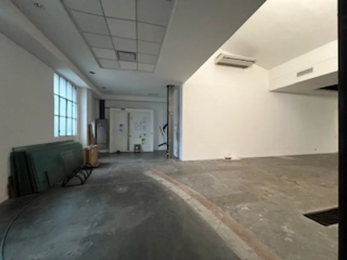 Venta Oficina Planta Abierta en el Centro-Retiro foto 4