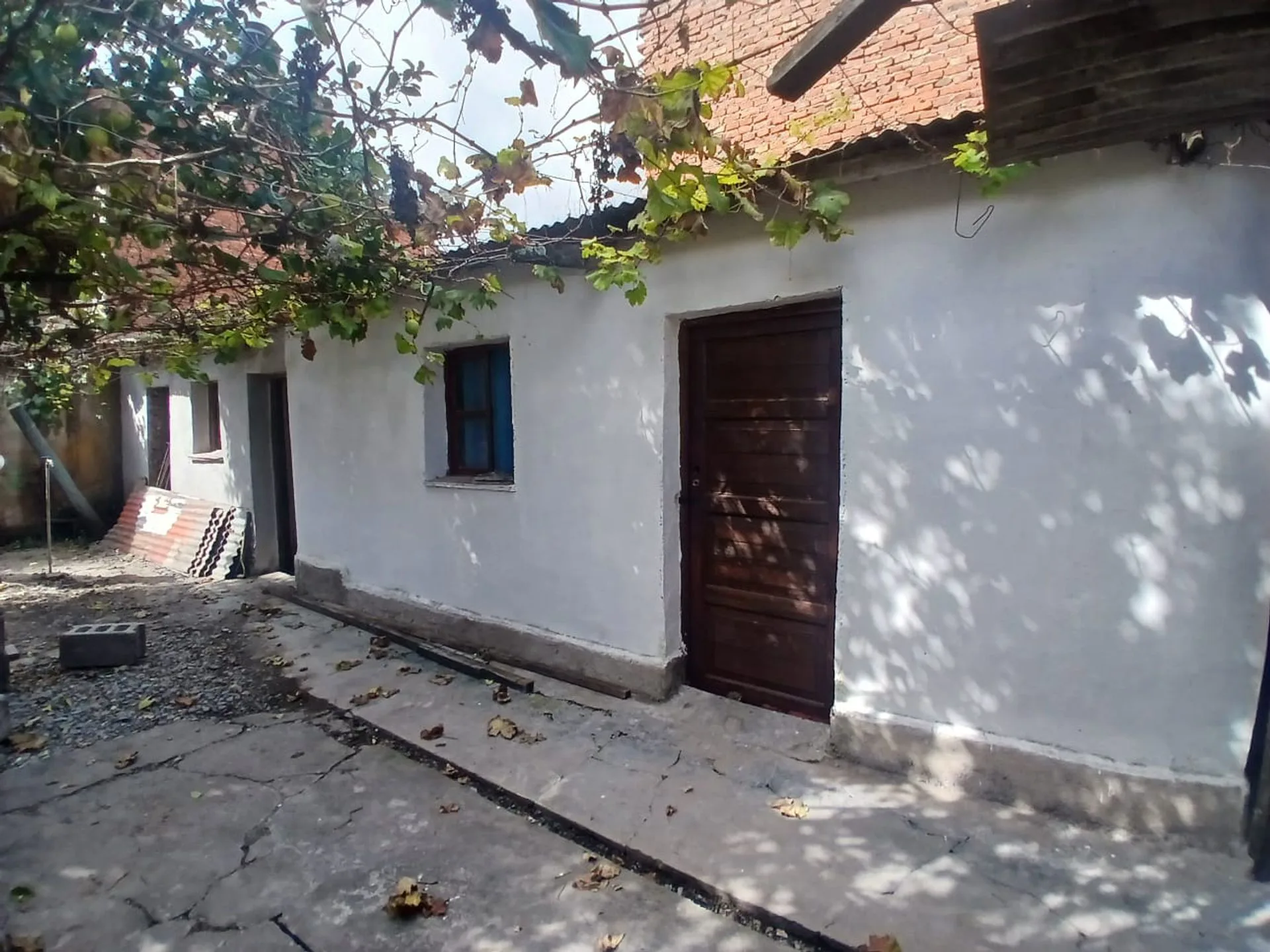VENTA CASA EN TERRENO DE 236m2 B° MARIANO MORENO foto 4