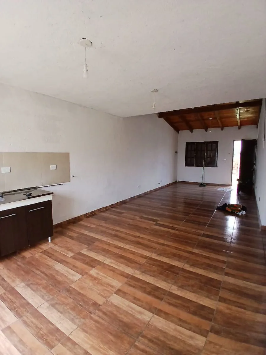 VENTA CASA 2 DORM. -  B° VICOR - OPORTUNIDAD foto 2