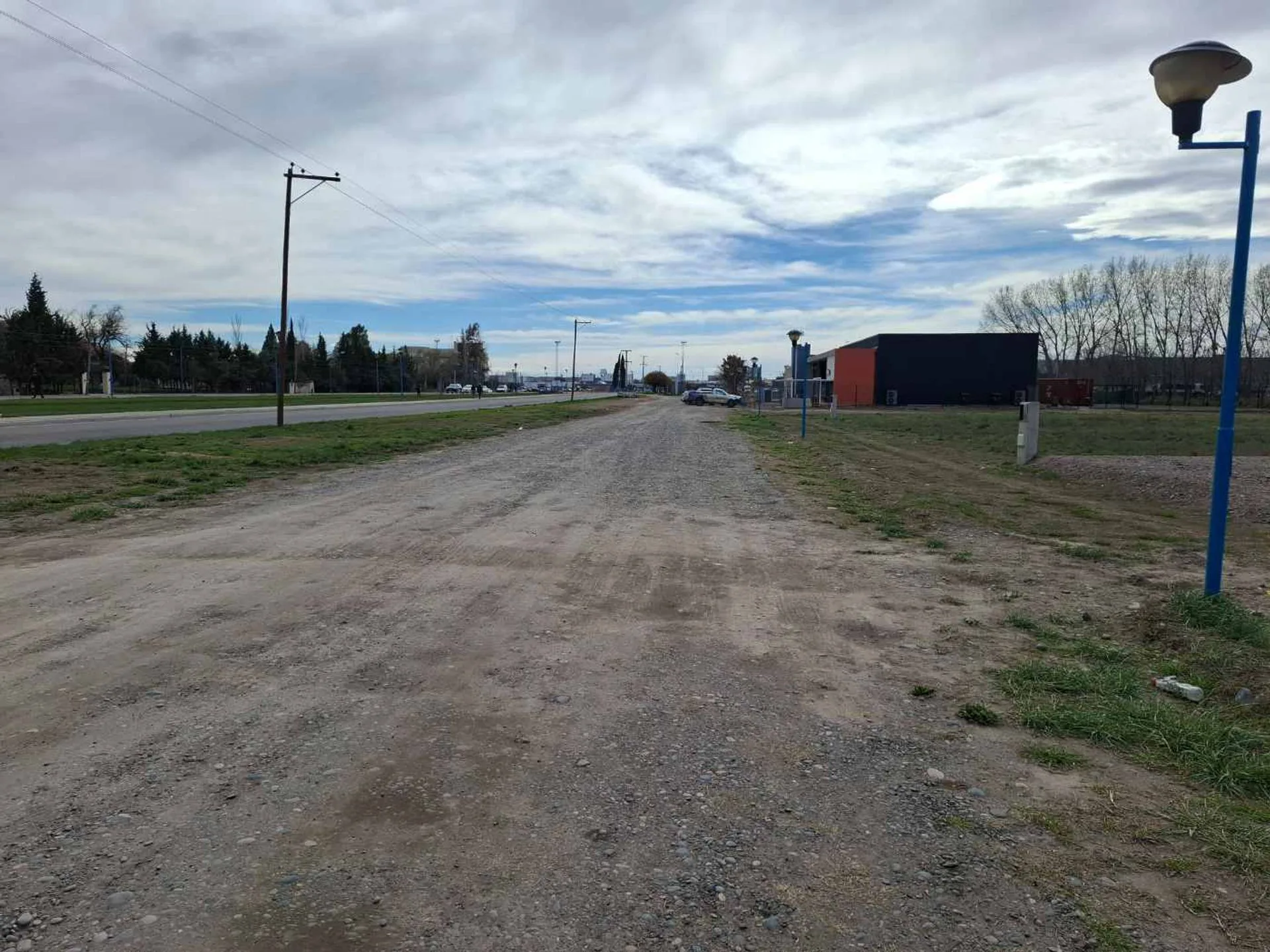 Venta de terreno sobre el paseo del Bicentenario foto 4