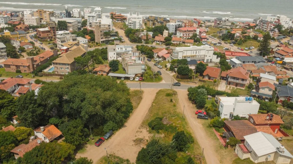 VENTA LOTE EN OSTENDE foto 4