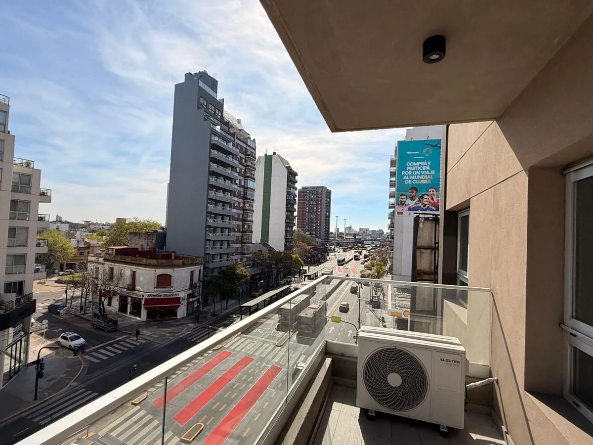 VENTA DE DEPTO 3 AMB  BALCON AMENITIES A ESTRENAR foto 3