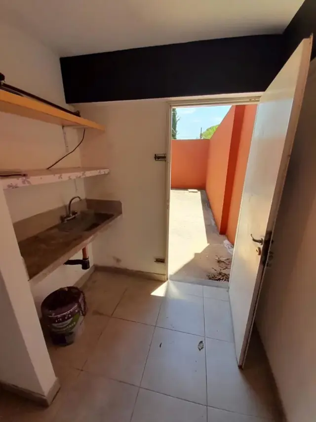 Excelente local comercial en alquiler