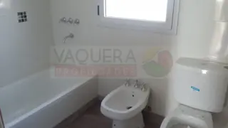 Importante casa a estrenar en el Barrio San Matias. foto 4