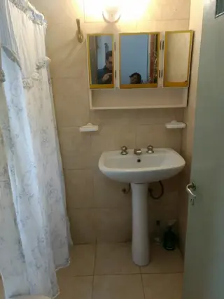PH EN PRIMER PISO CON TERRAZA PROPIA foto 5