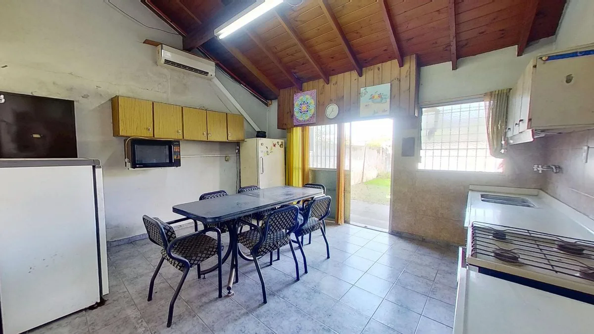 VENTA CASA 2 PLANTAS COCHERA JARDIN LOS POLVORINES foto 2