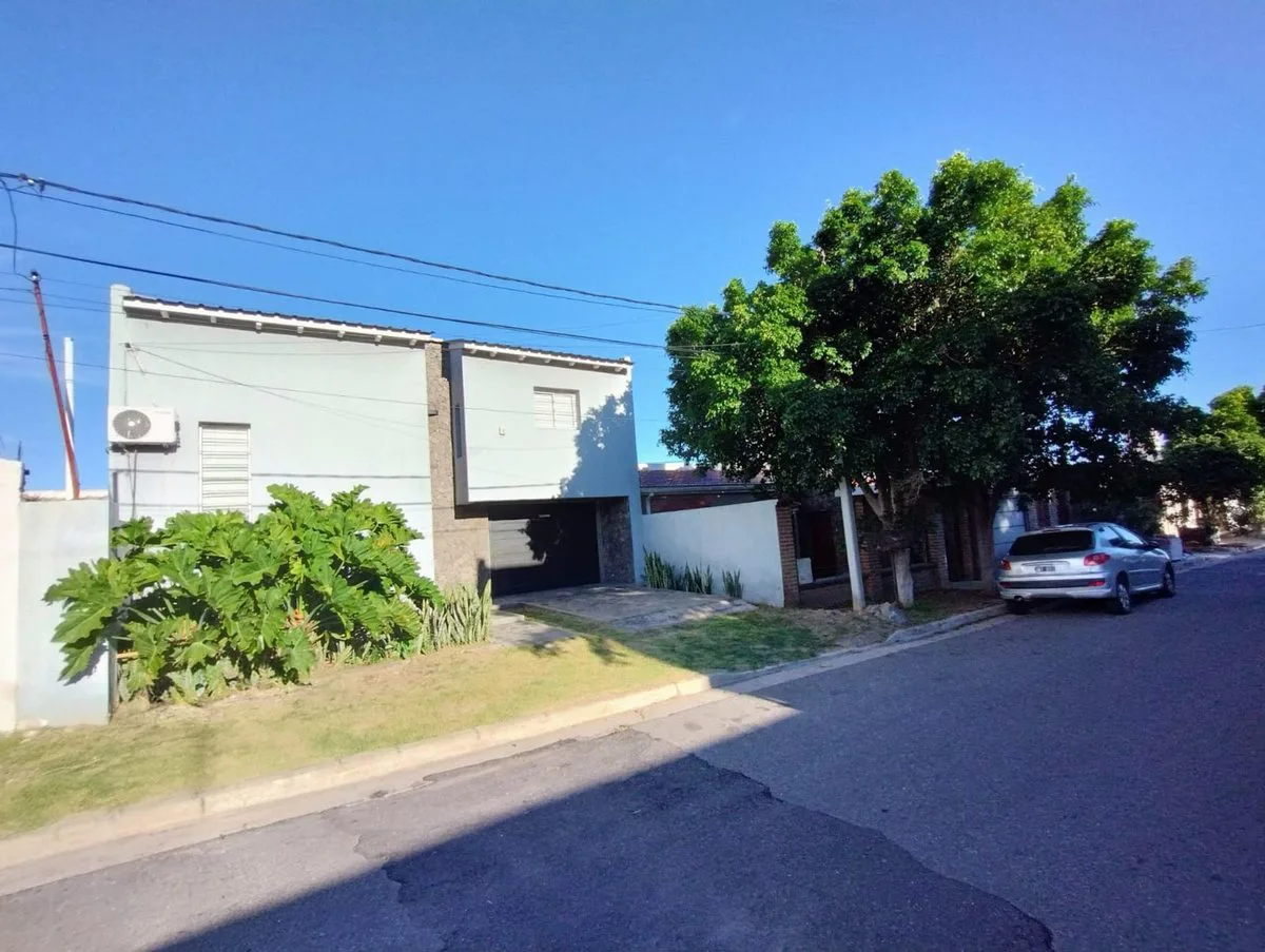 SE VENDE CASA EN B° ACHACHAY, ZONA ALTA CATAMARCA foto 4