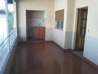 ALQUILER DEPTO. 4 AMBIENTES MUY LUMINOSO, CON PATIO y BALCON A METROS DE AVENIDA CROVARA y ALFREDO PALACIOS foto 4