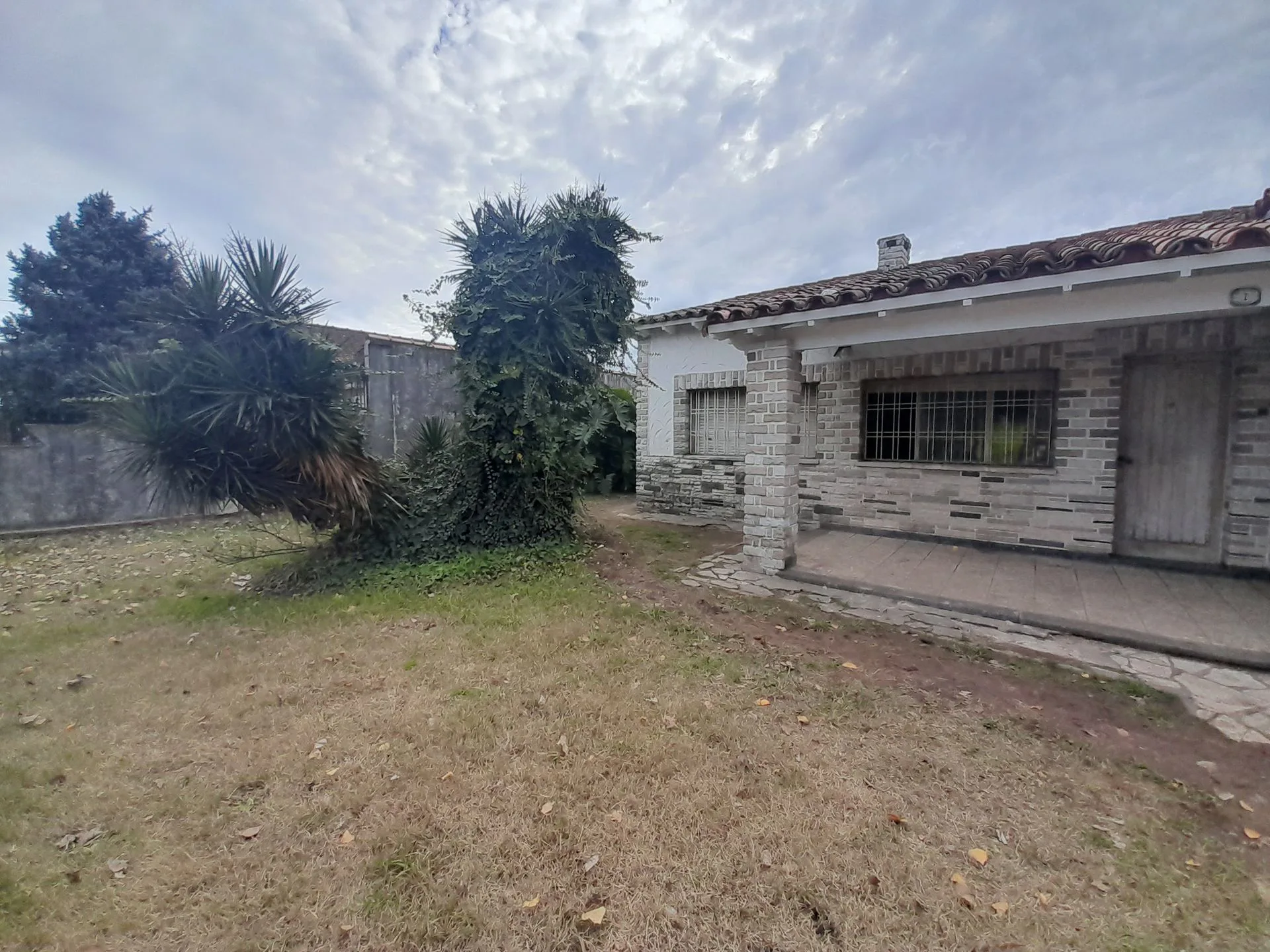 CASA  3 AMBIENTES  EN VENTA CIUDAD EVITA foto 3