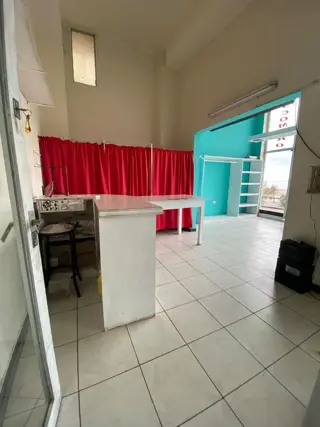 Local comercial en alquiler. foto 5