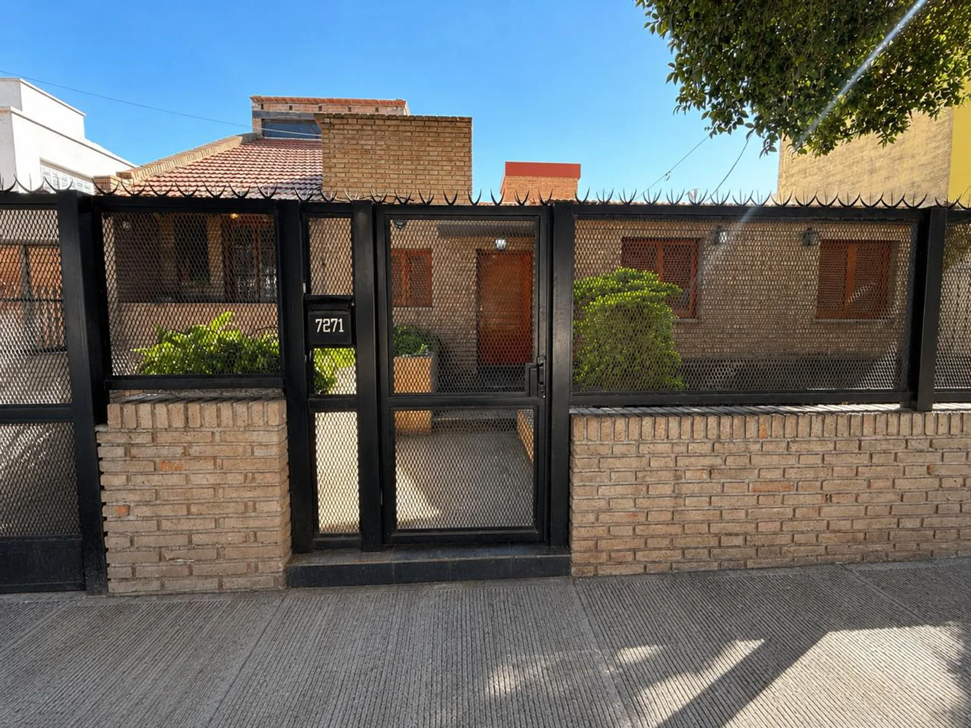 CASA QUINTAS DE ARGÜELLO 186M2 foto 3