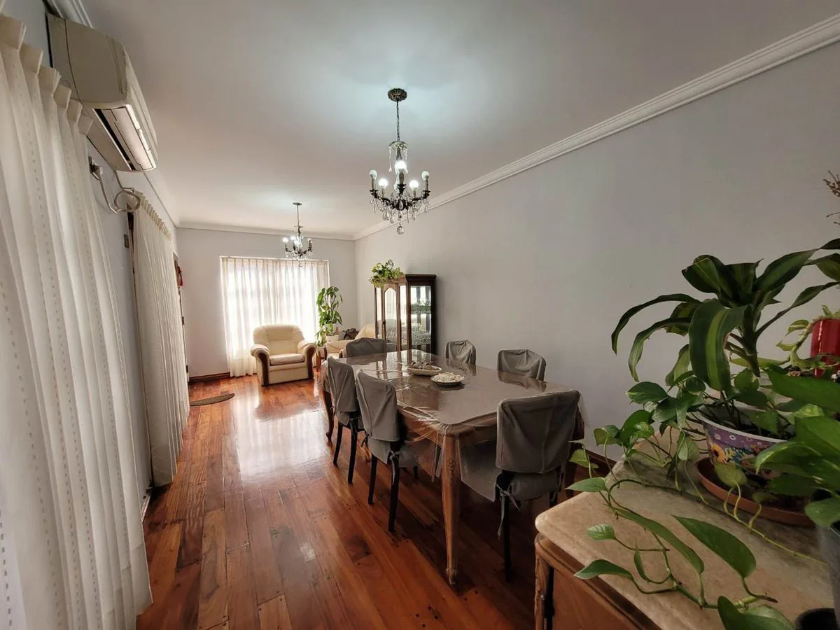 Hermosa Casa Triplex en venta en Villa Gral. Mitre foto 5