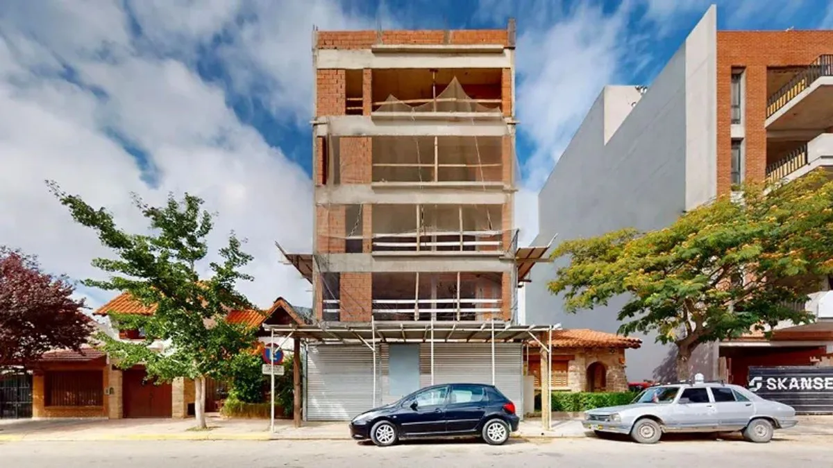 VENTA POZO. SEMI PISO 2 AMB, COCHERA, TERRAZA. foto 4