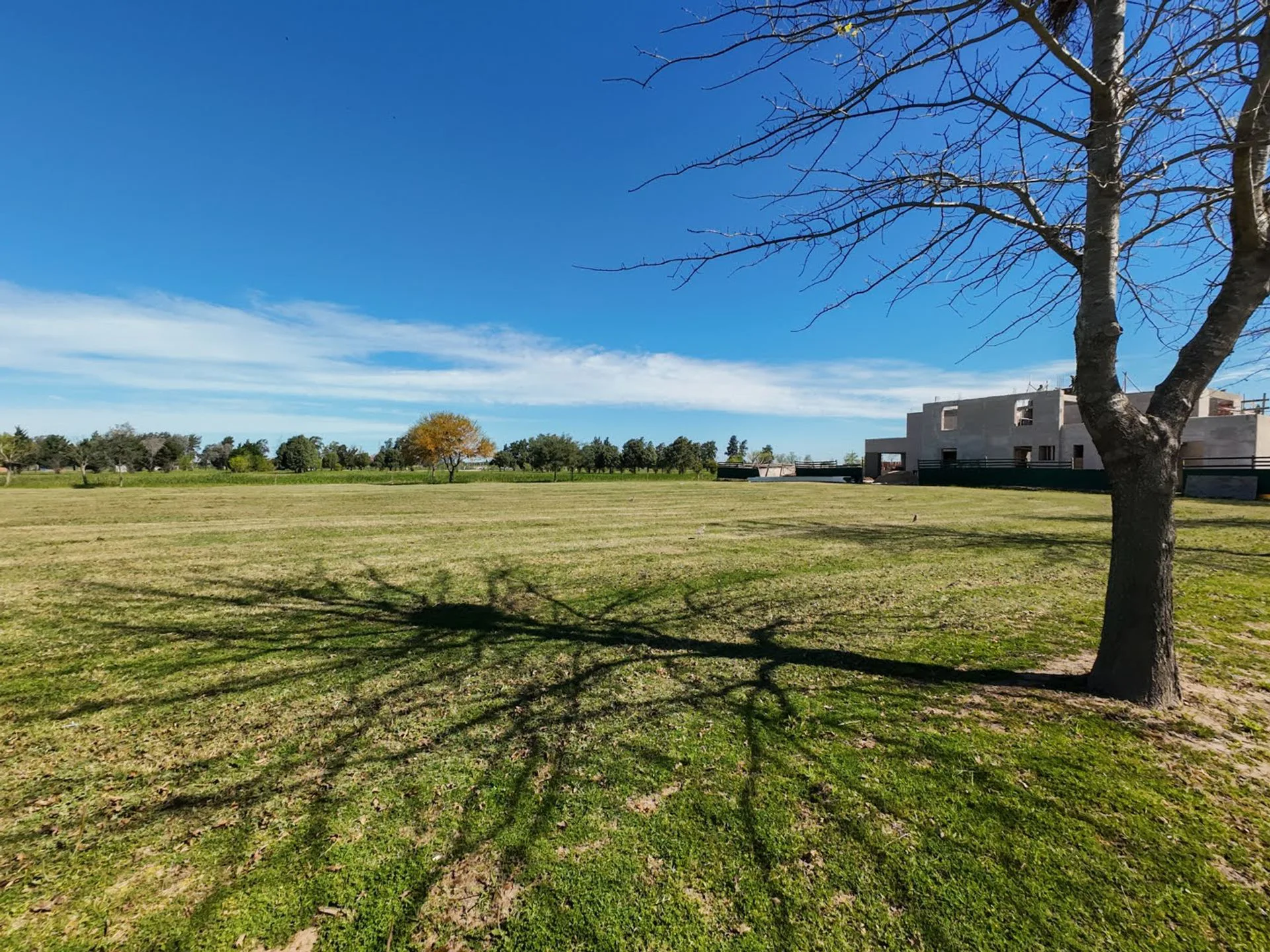 Lote a la laguna en country Santomas Cielo foto 4