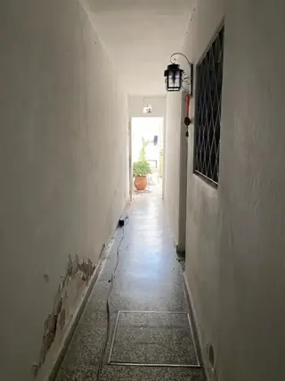 VENTA DE IMPORTE CASA EN LA ZONA DE FLORIDA OESTE. foto 3