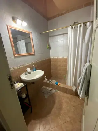 VENTA DE IMPORTE CASA EN LA ZONA DE FLORIDA OESTE. foto 4