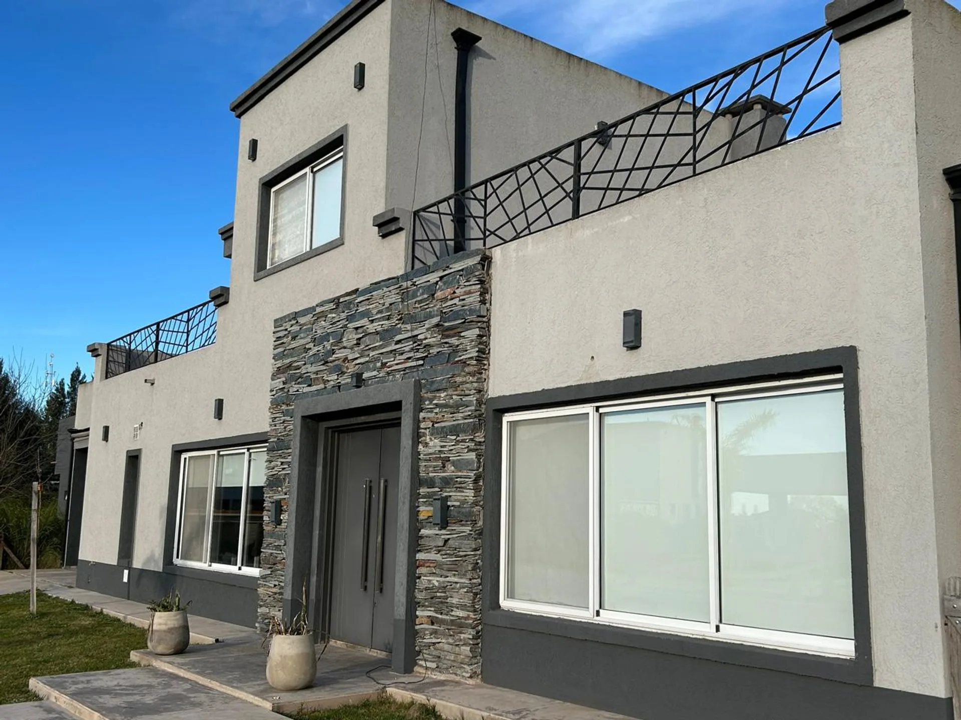 Casa de 7 ambientes en Venta en Canning foto 2