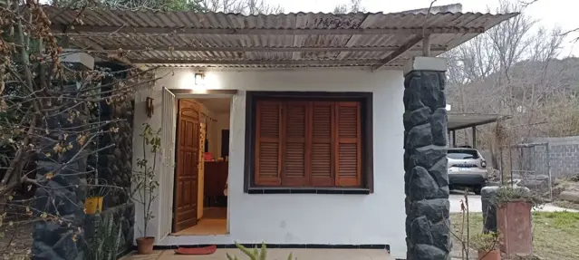 Venta casa 2 dormitorios en Rio Ceballos Apta Cred